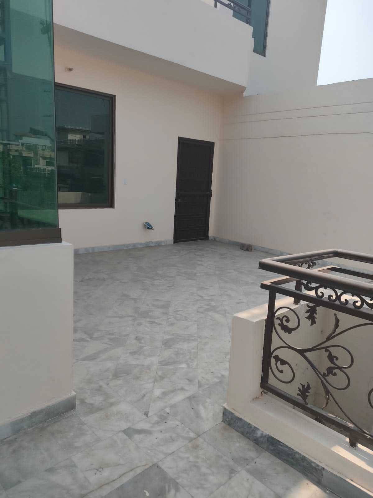 1 Kanal house upper portion available for rent in Wapad Town Phase 1 Lahore