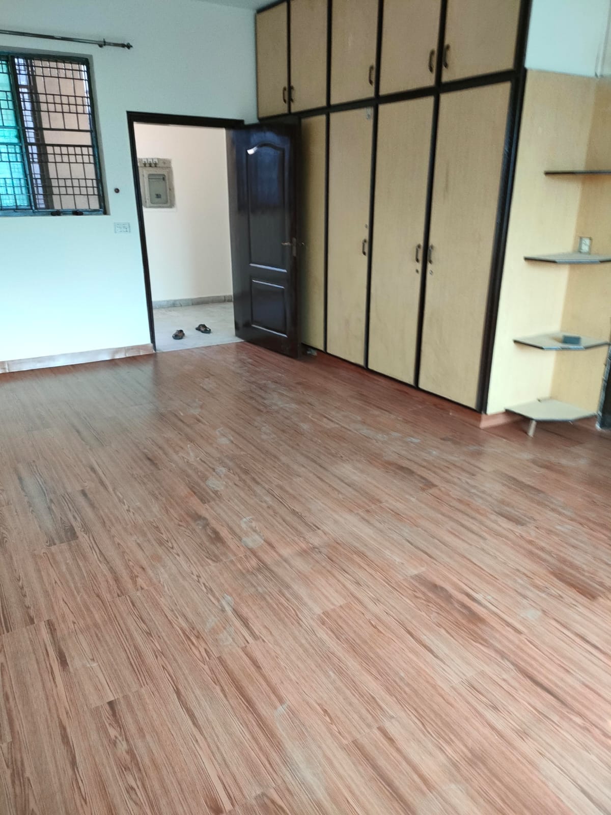 1 Kanal house upper portion available for rent in Wapad Town Phase 1 Lahore