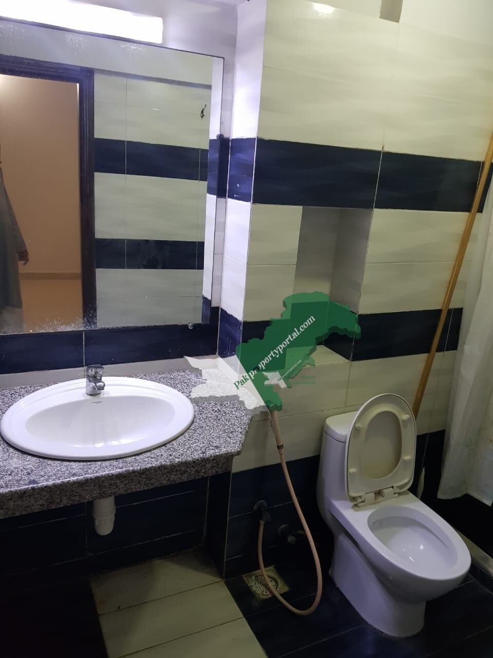 APARTMENT FOR SALE In CLIFTON Karachi