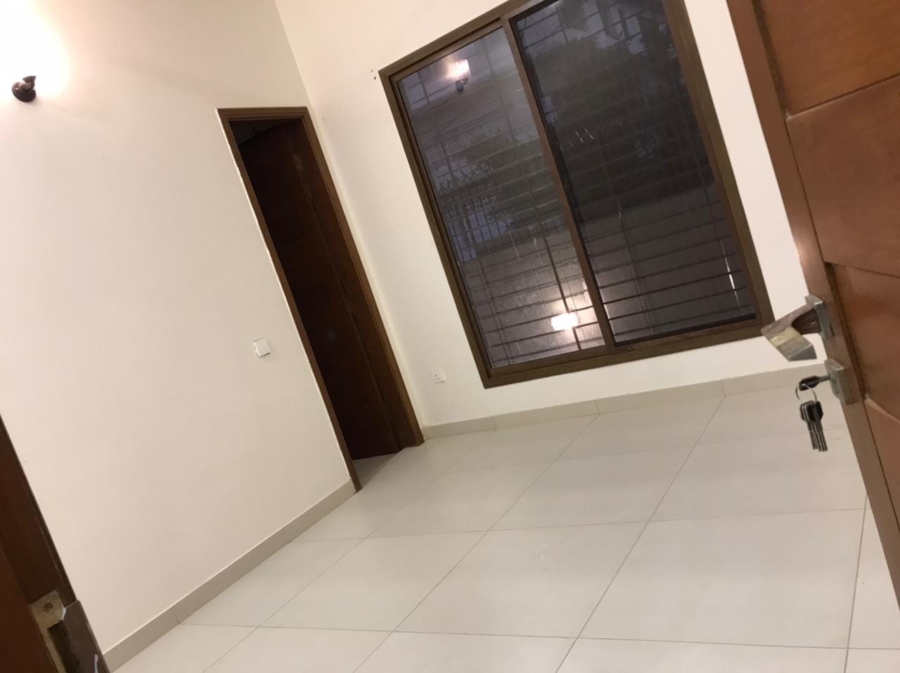 BRAND NEW  TOWN HOUSE FOR SALE  CLIFTON BLOCK 5 KARACHI