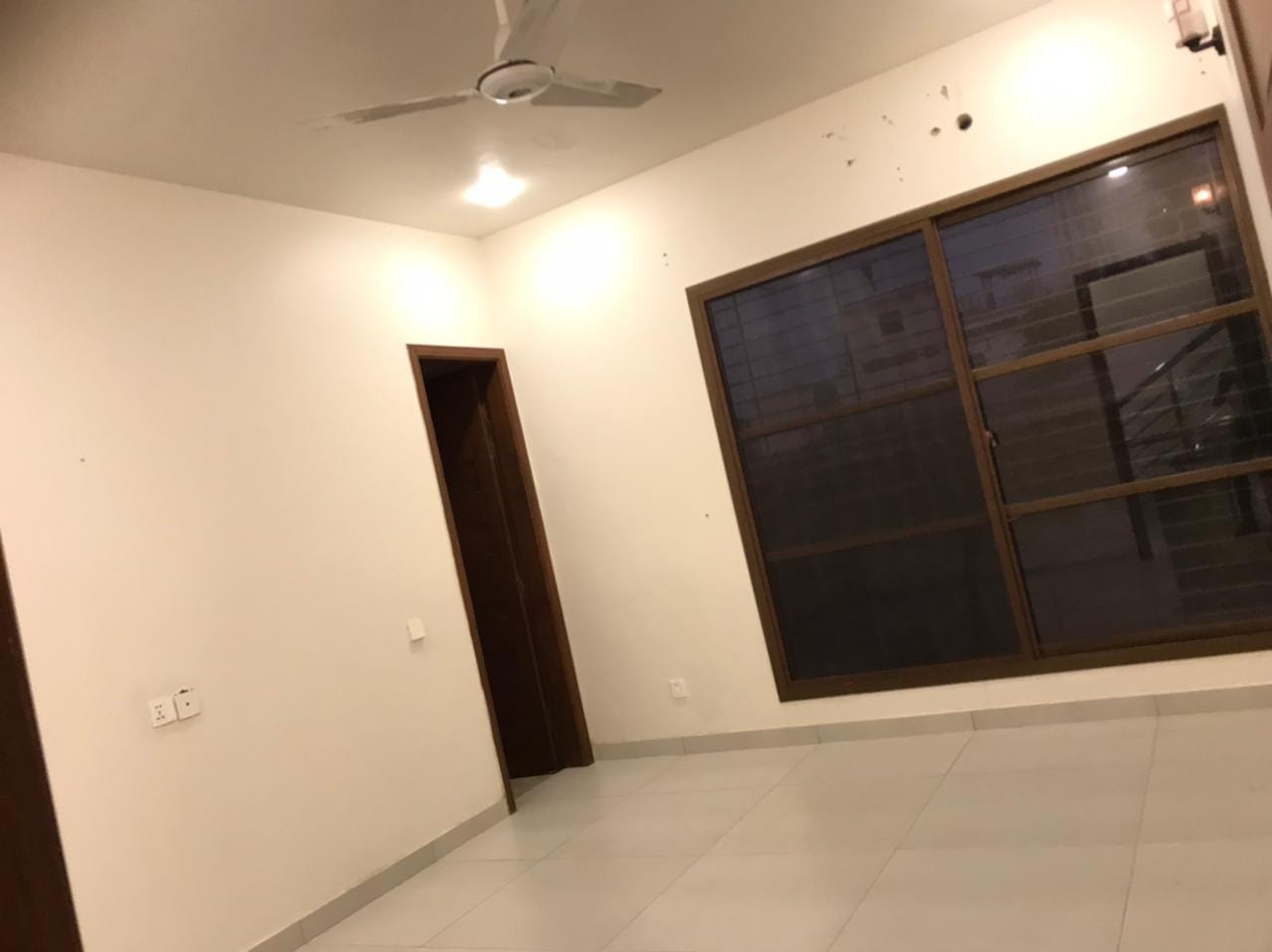 BRAND NEW  TOWN HOUSE FOR SALE  CLIFTON BLOCK 5 KARACHI