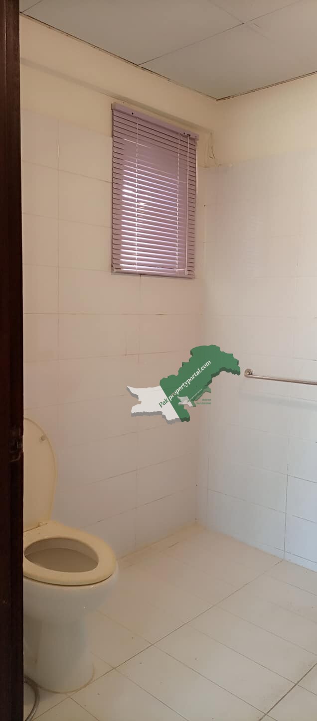 FLAT FOR SALE In CLIFTON Karachi