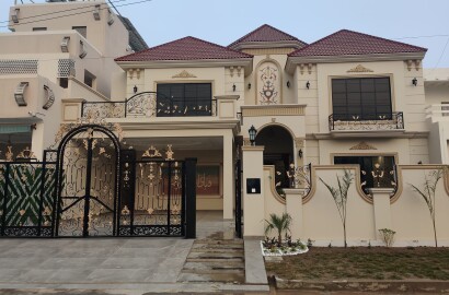 1 Kanal Banglow  Double Story House available for Sale in Wapda Town Phase 1 Multan
