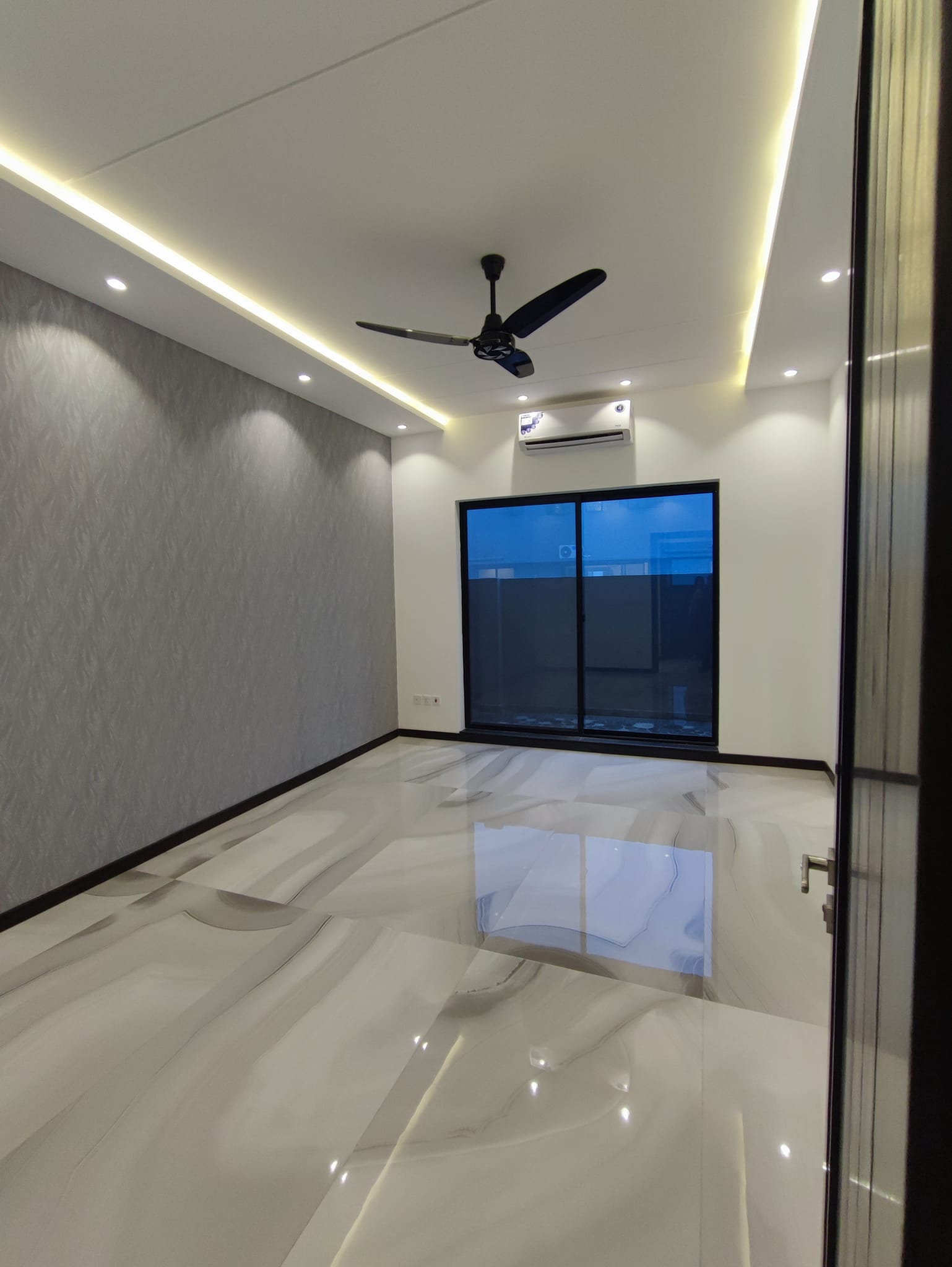 Experience modern living in our 1 Kanal house for sale in DHA Phase 7 Lahore