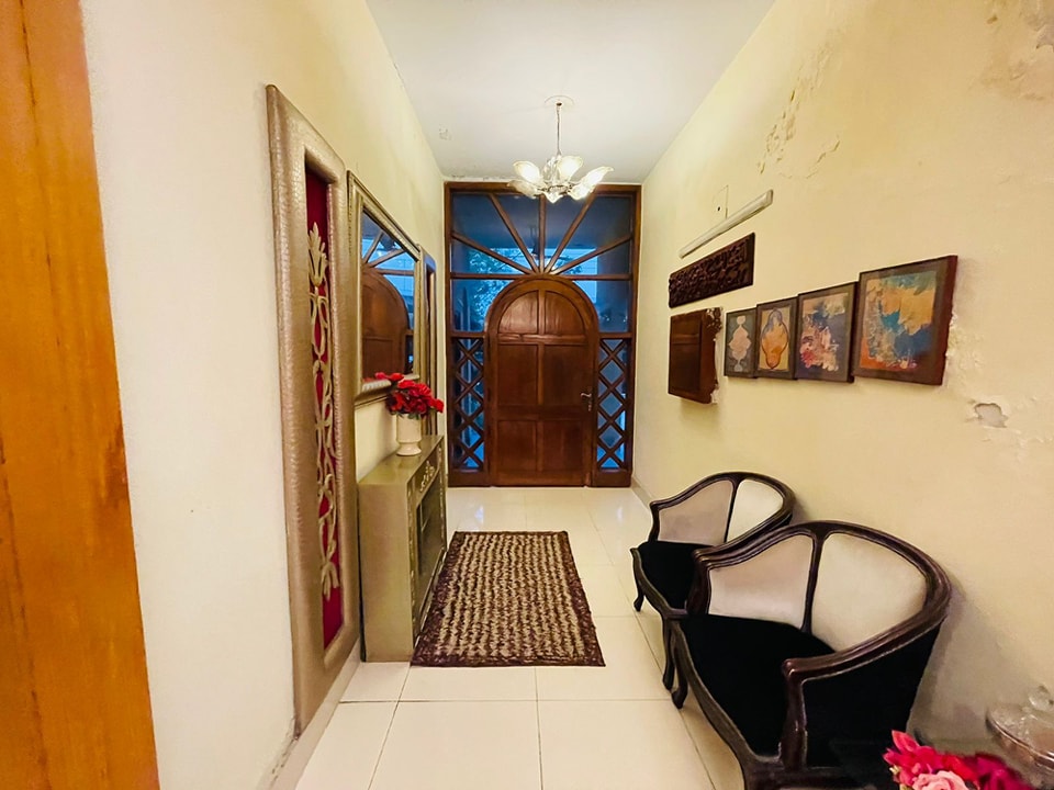 1 kanal old house for sale at A block DHA Phase 1 Lahore