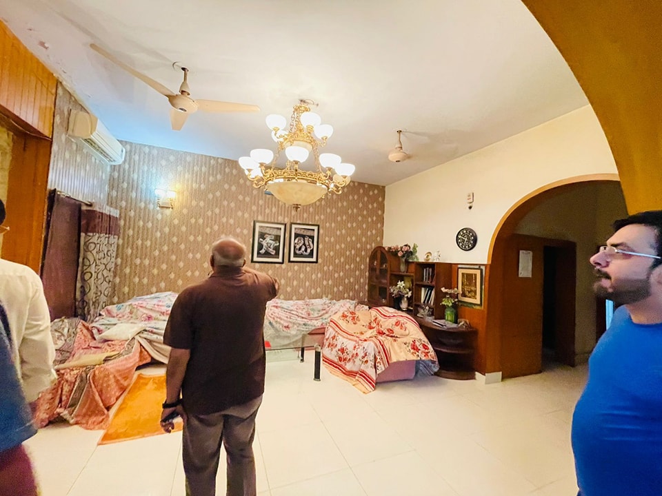 1 kanal old house for sale at A block DHA Phase 1 Lahore