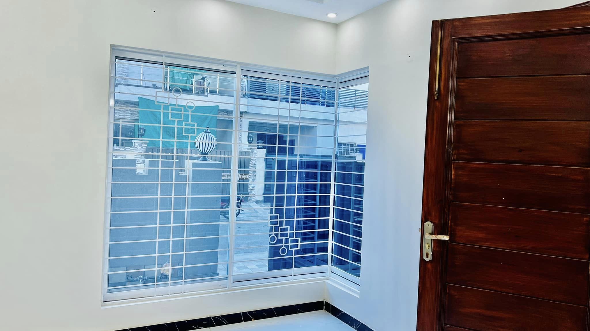 5 Marla brand new house for sale in Tulip Block Park View City Lahore