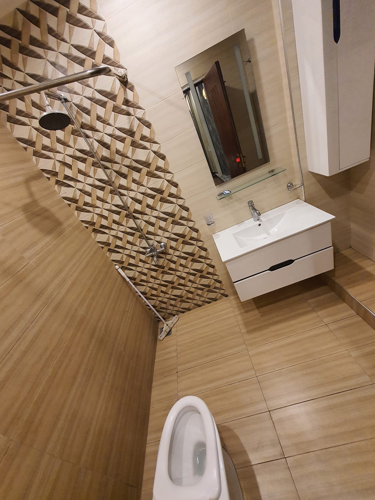 1/2 Bed Furnished Apartment Available For Rent Sector E Bahria Town Lahore