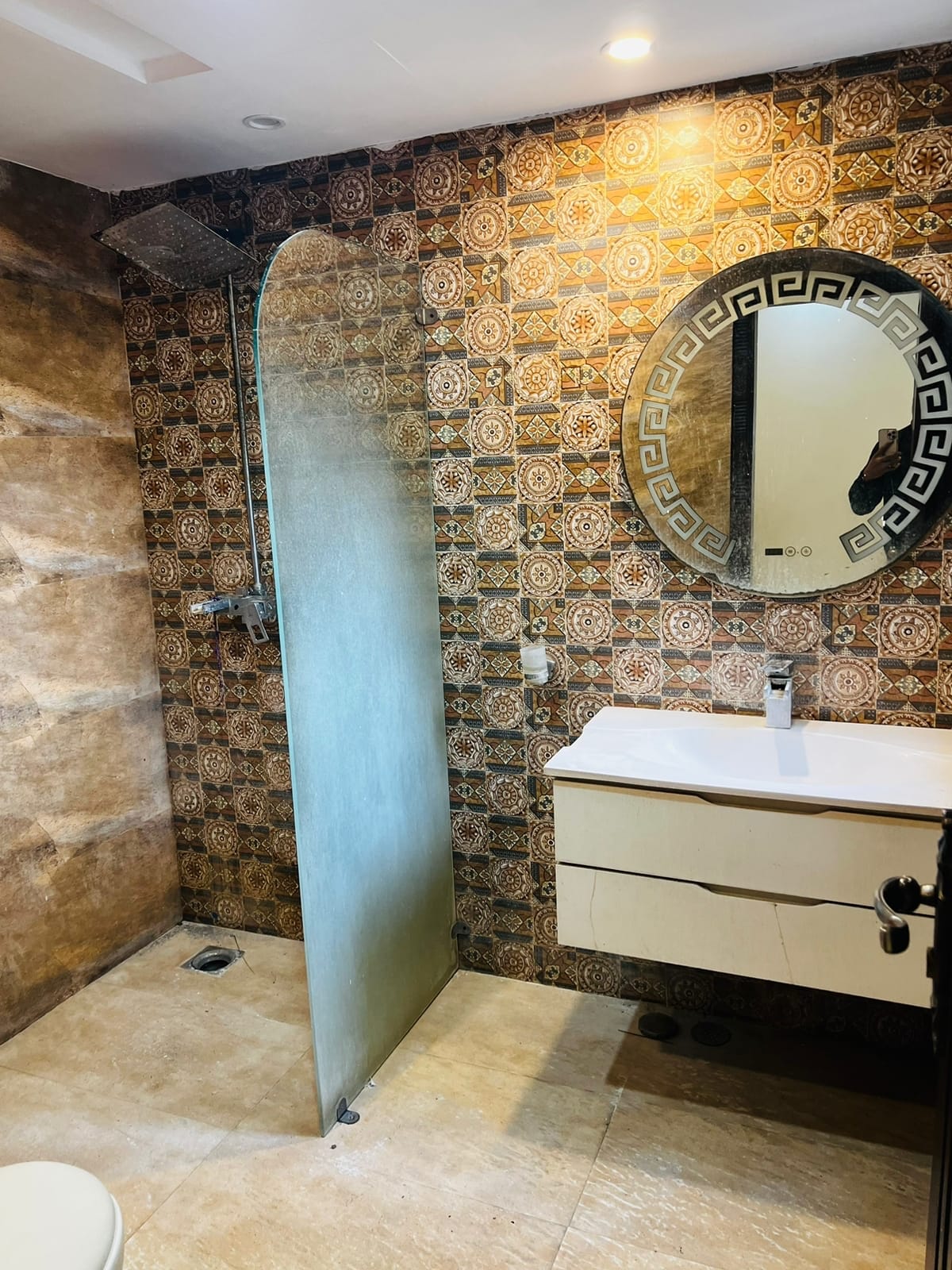 10 Marla Beautiful Full House Available For Rent in Sector C Shaheen Block  Bahria town Lahore