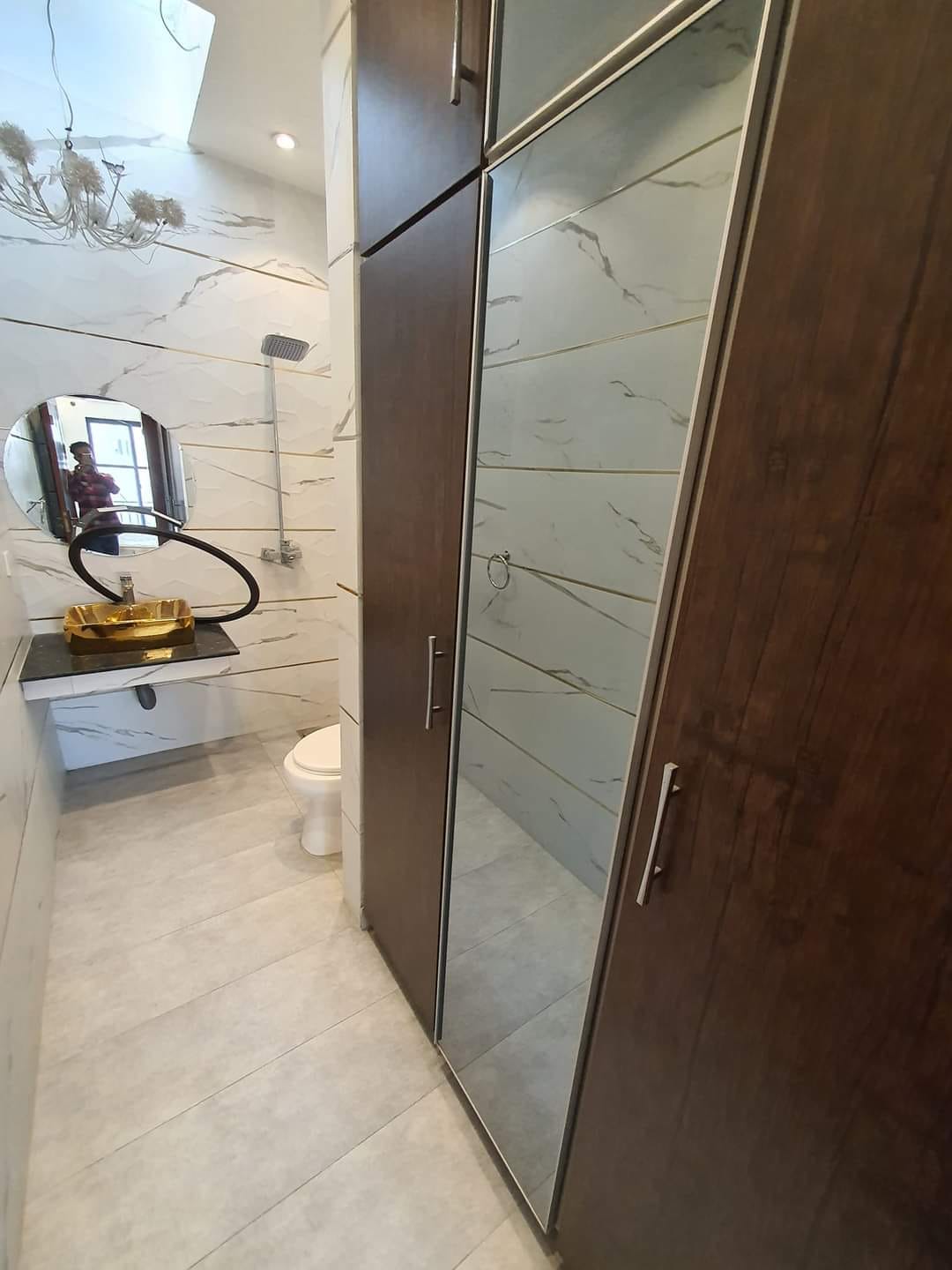 5 Marla Full House Available For Rent in Sector D Bahria Town Lahore