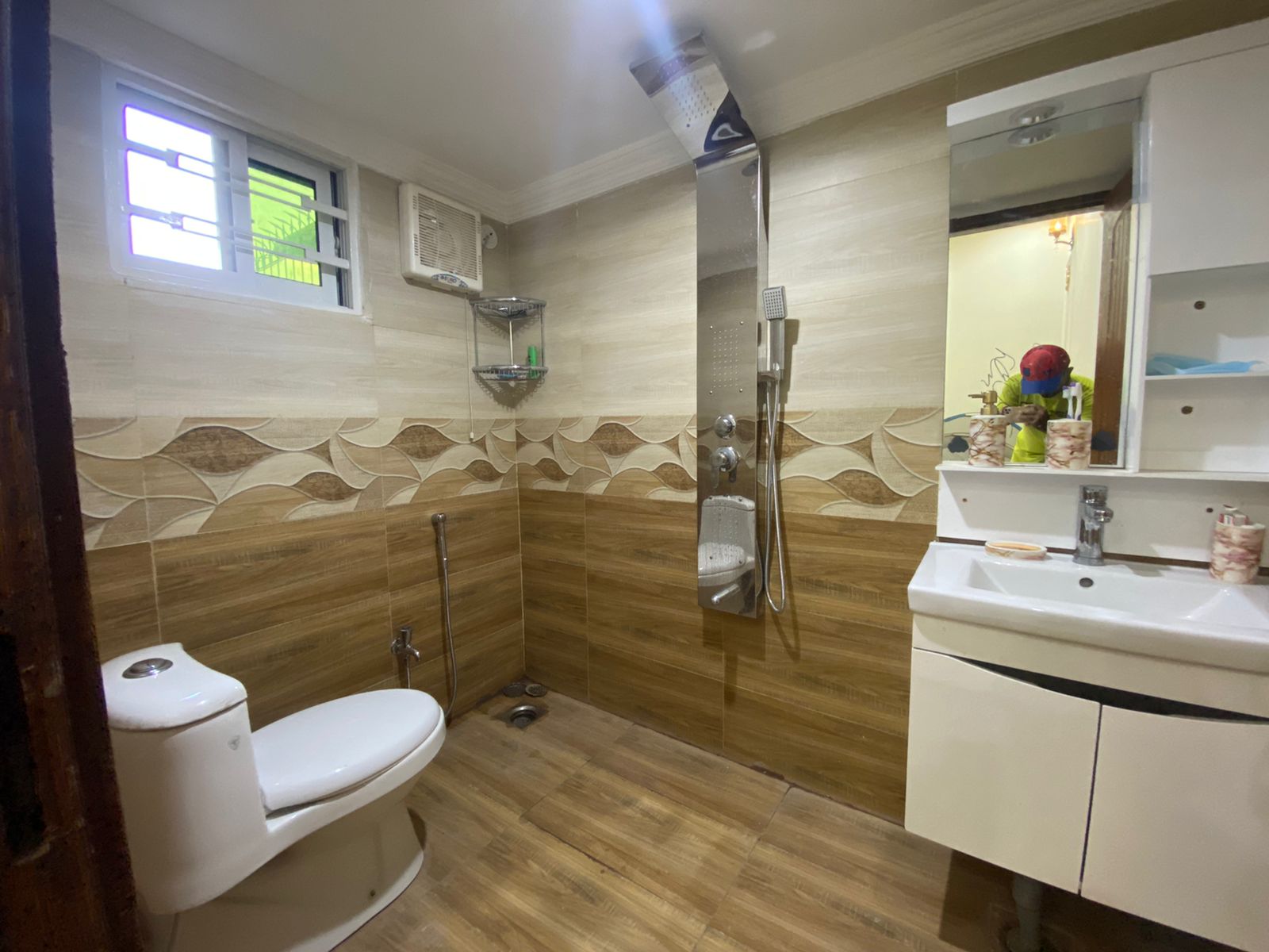 5 Marla Brand New House For Rent In Sector-D BB block Bahria town Lahore