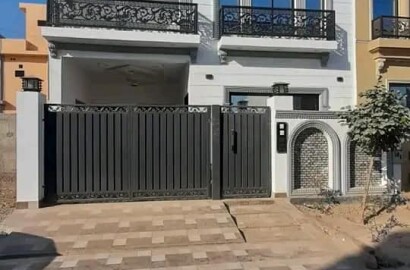 5 Marla Brand New House For sale At Perfect Location In Park View City  Lahore