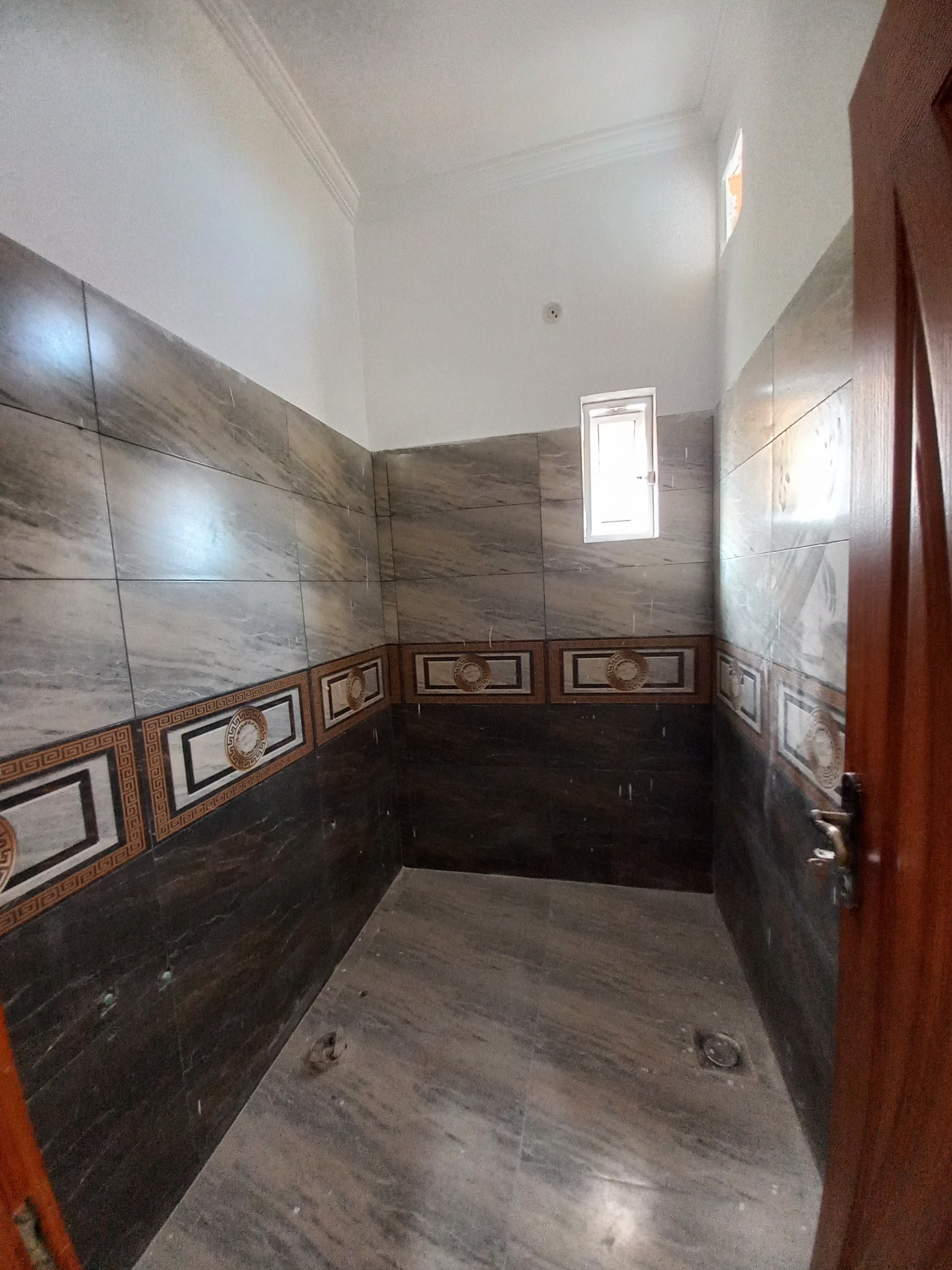 3 Marla brand new House for sale in  vip bolck medical Housing society Lahore