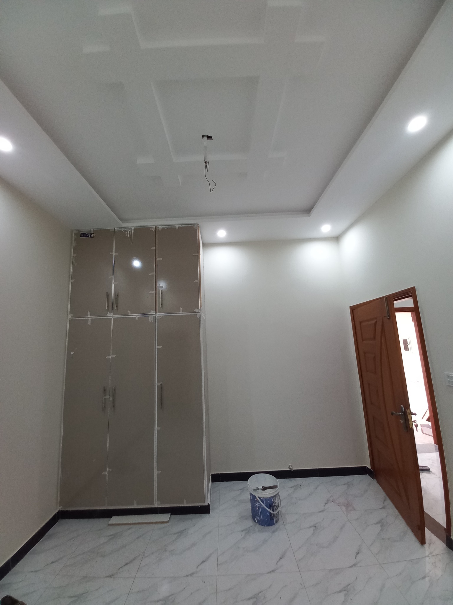 3 Marla brand new House for sale in  vip bolck medical Housing society Lahore