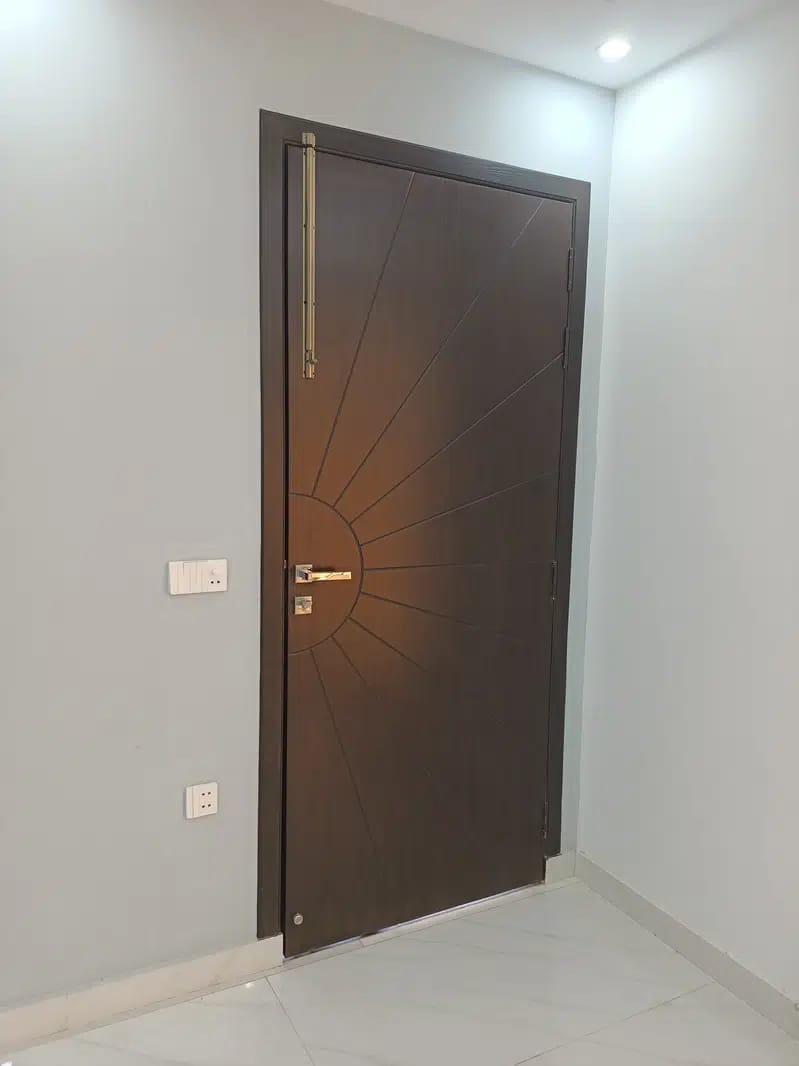 10 Marla Brand new house for sale at park view city Lahore