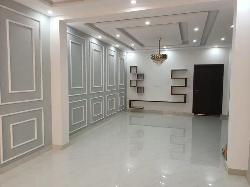 10 Marla Brand new house for sale at park view city Lahore