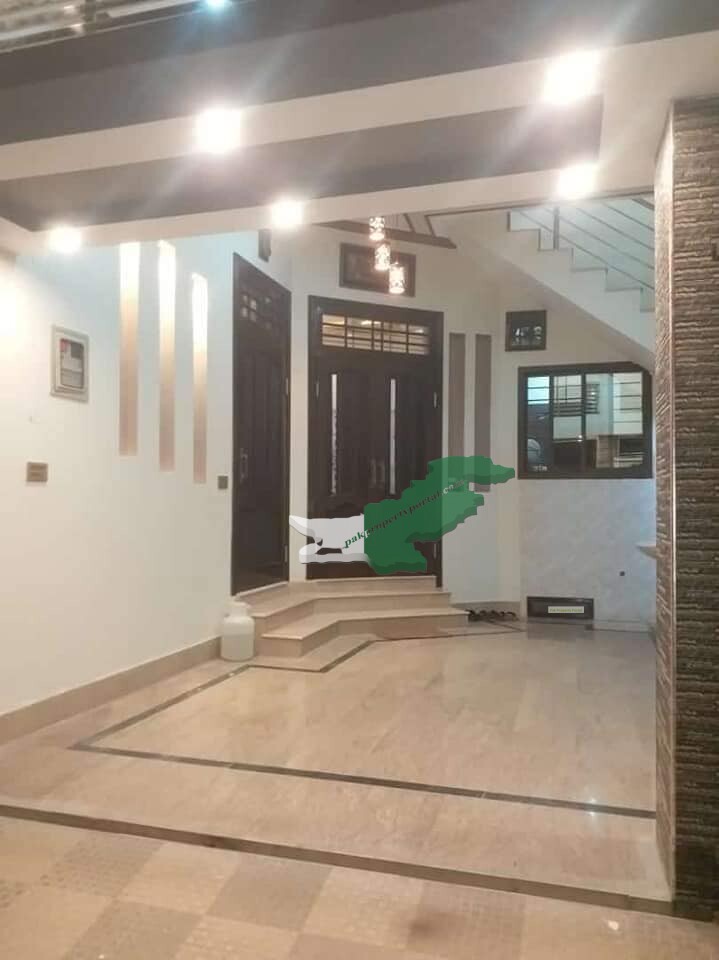 5.5 marla triple story house  for sale in civil hospital road Bahawalpur