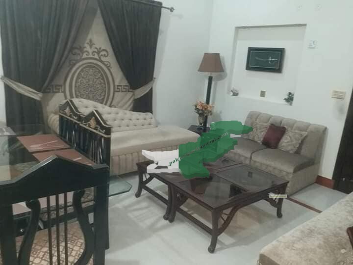 5.5 marla triple story house  for sale in civil hospital road Bahawalpur