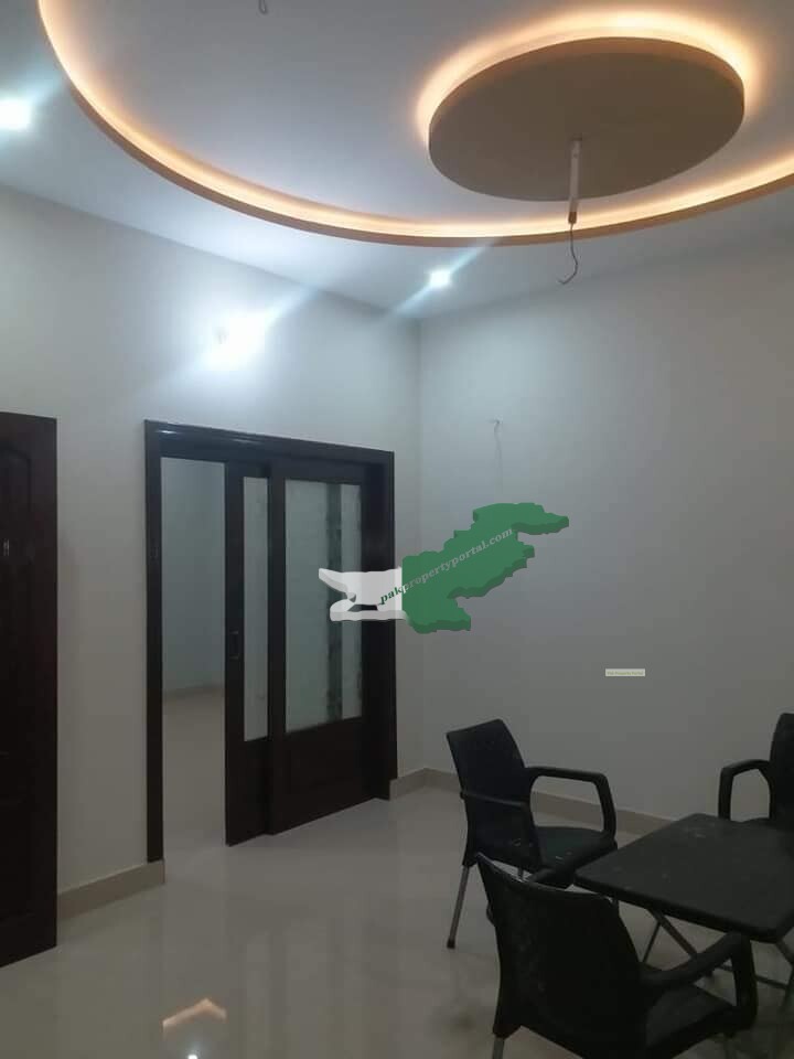 5.5 marla triple story house  for sale in civil hospital road Bahawalpur