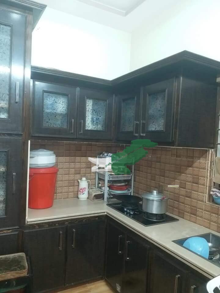 5.5 marla triple story house  for sale in civil hospital road Bahawalpur