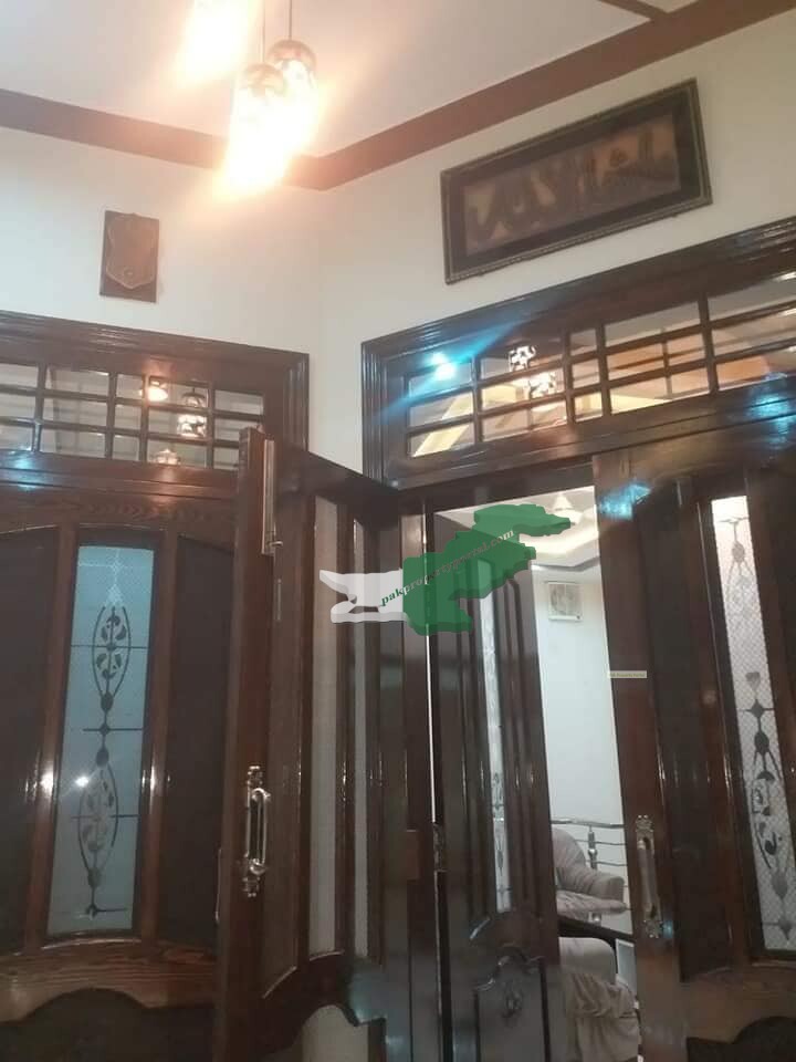 5.5 marla triple story house  for sale in civil hospital road Bahawalpur