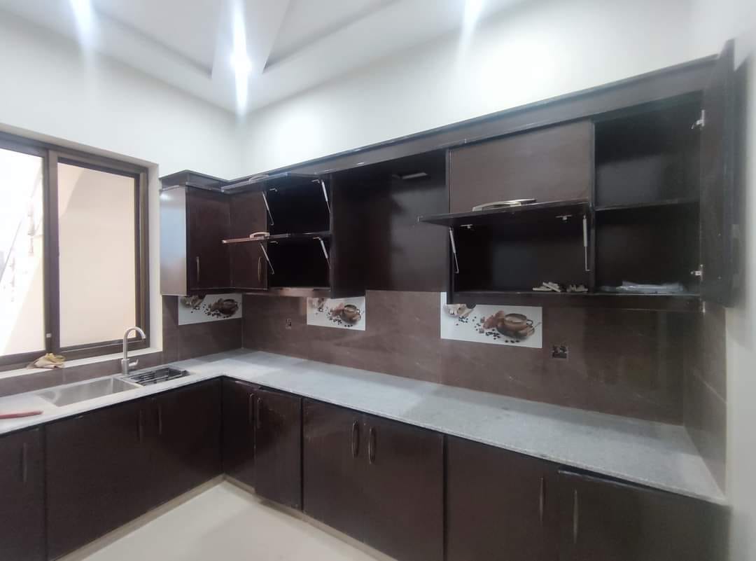 4.30 Marla proper double-story house for sale Allama Iqbal Evenue civil hospital road Bahawalpur