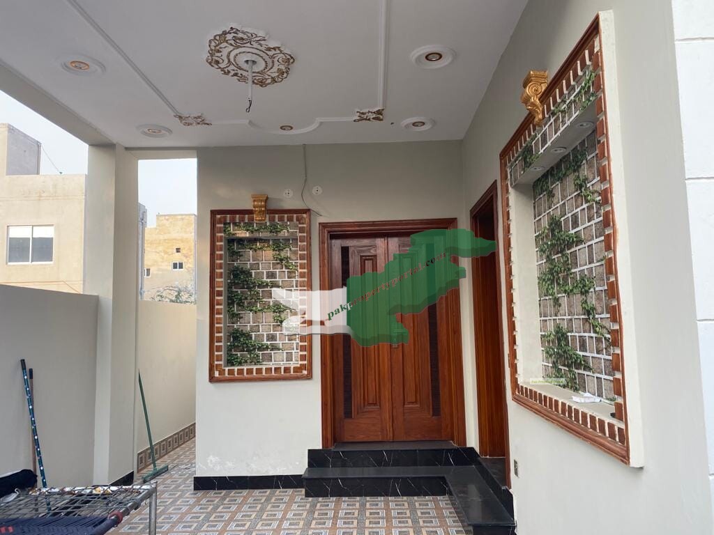 5  marla double story house for sale  in DHA leader Lahore