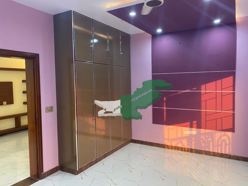 5  marla double story house for sale  in DHA leader Lahore