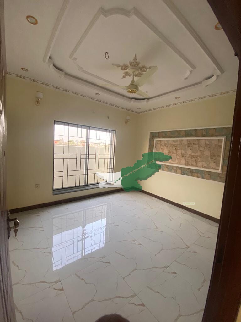 5  marla double story house for sale  in DHA leader Lahore