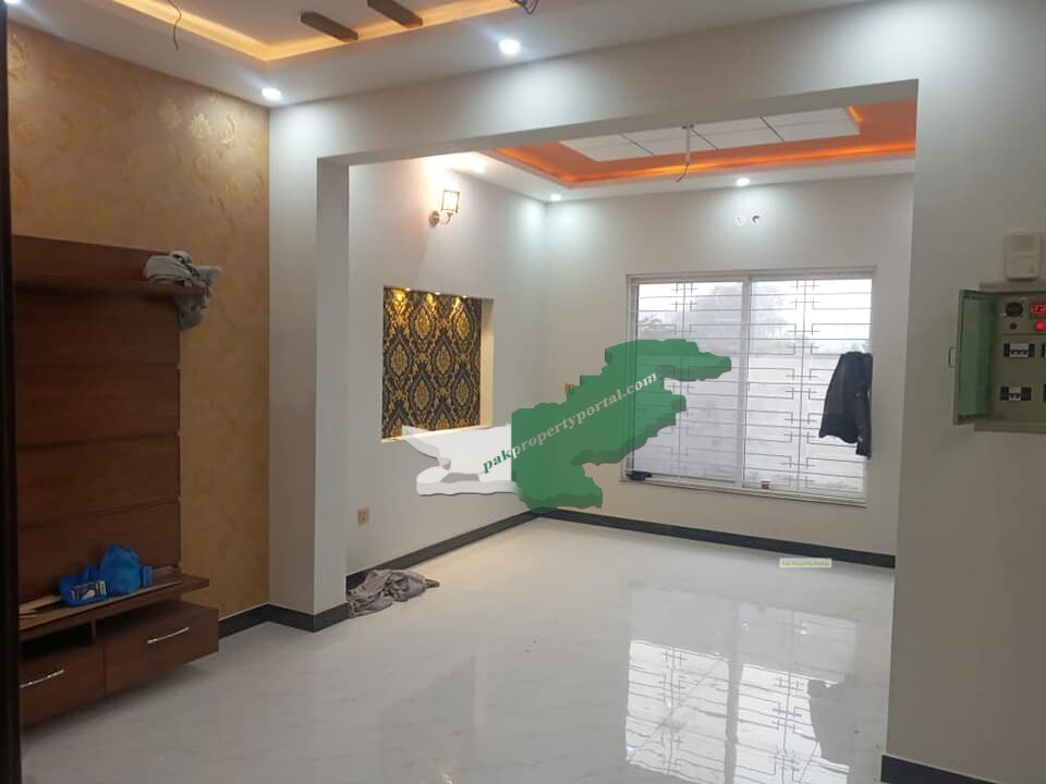 5marla house available for sale at park View city Lahore Opposite DHA eme