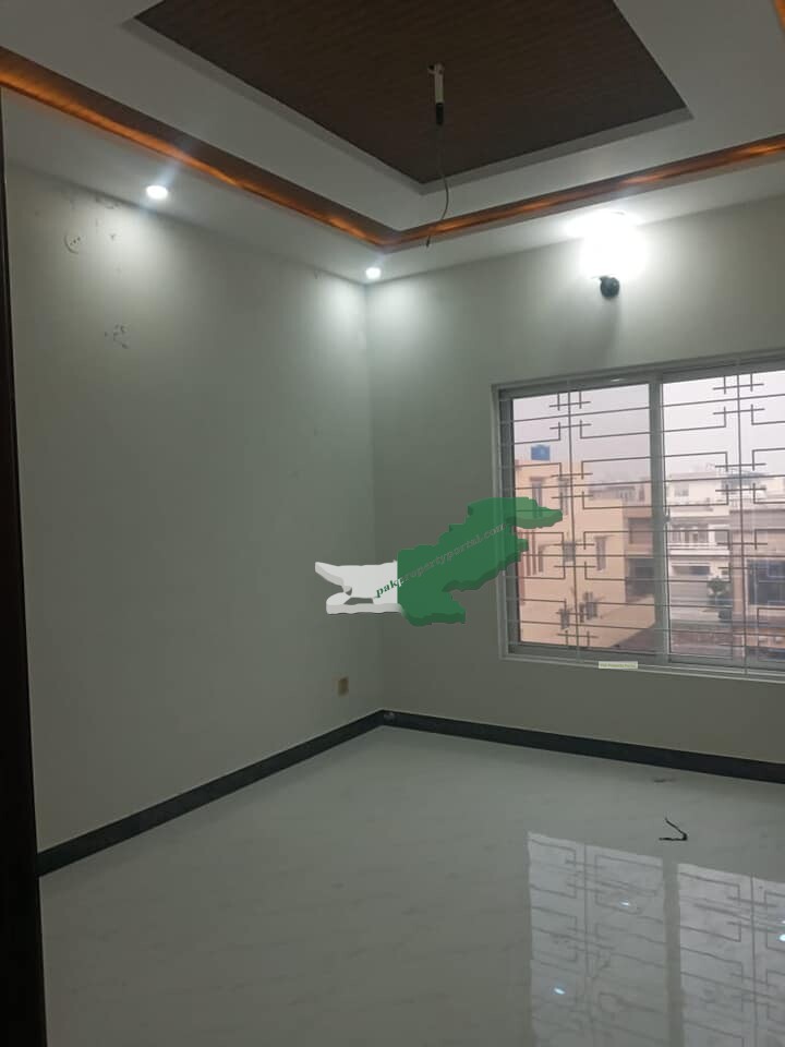 5marla house available for sale at park View city Lahore Opposite DHA eme