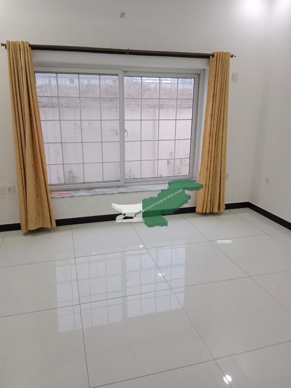 1 kanal luxury house for sale in B-17 multigardens block C Islamabad