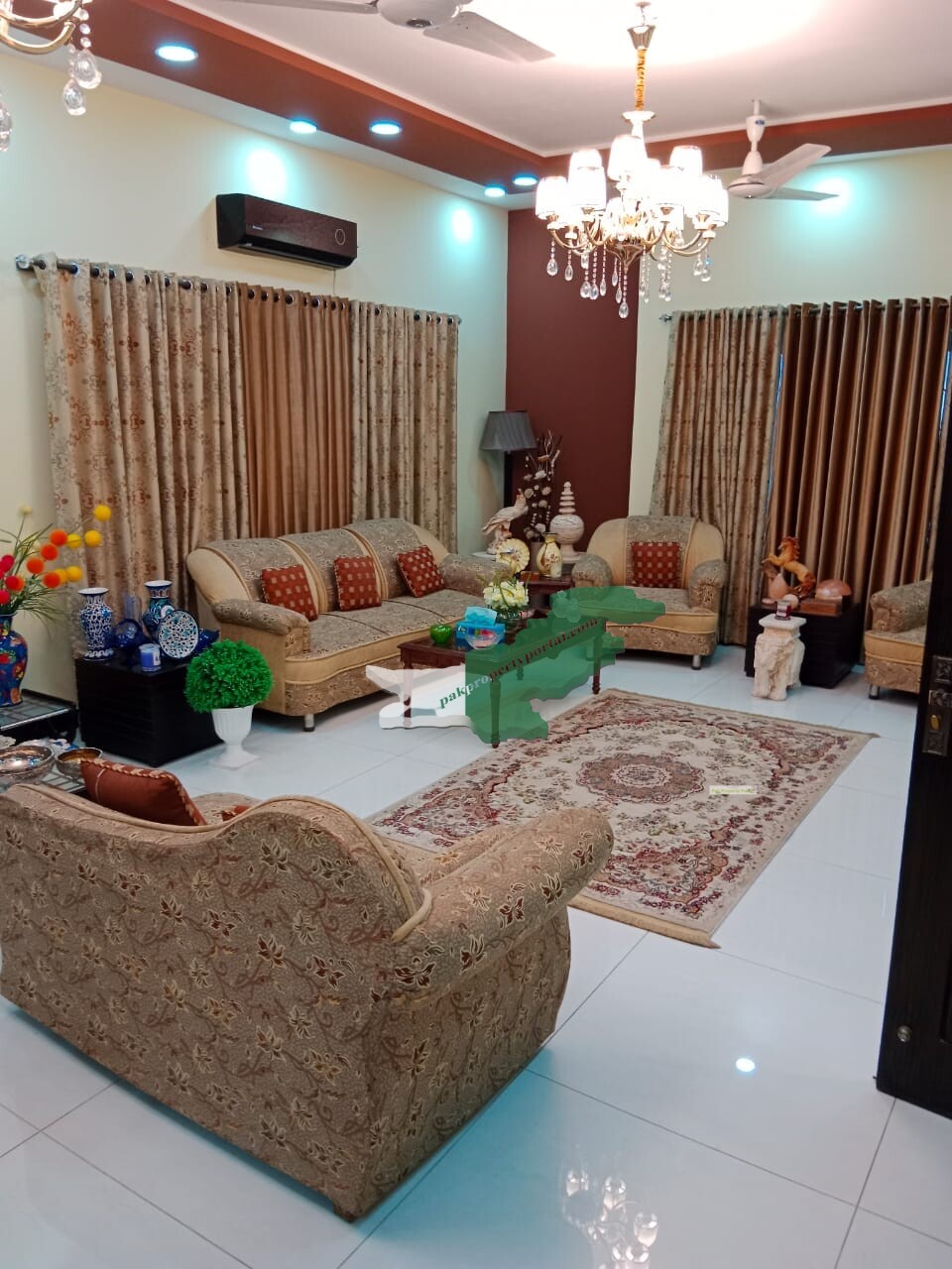 1 kanal luxury house for sale in B-17 multigardens block C Islamabad