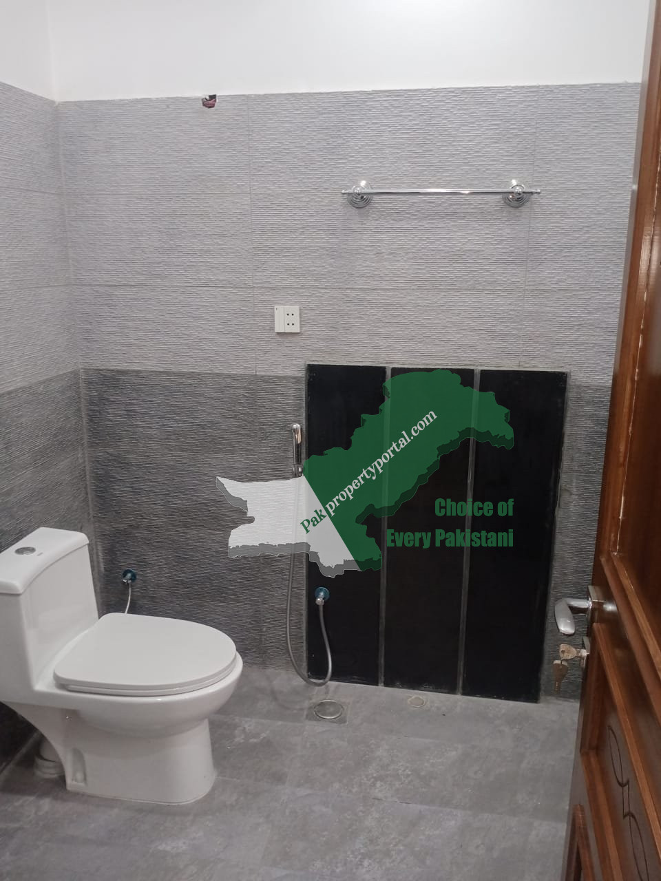 1.5 Kanal Brand New House For Sale Old Officer Colony Lahore