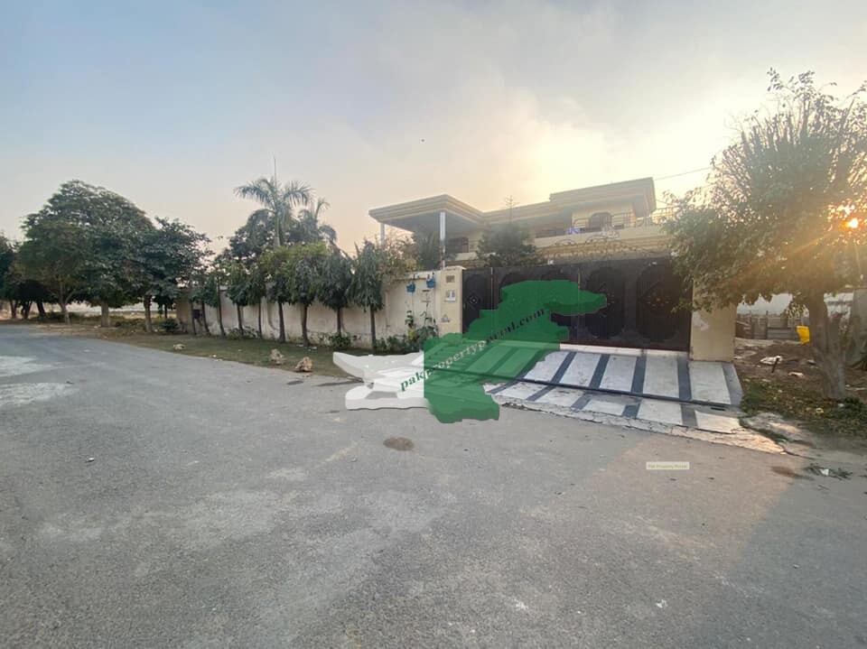 2 KANAL HOUSE FOR SALE IN WAPDA TOWN PHASE ONE lahore