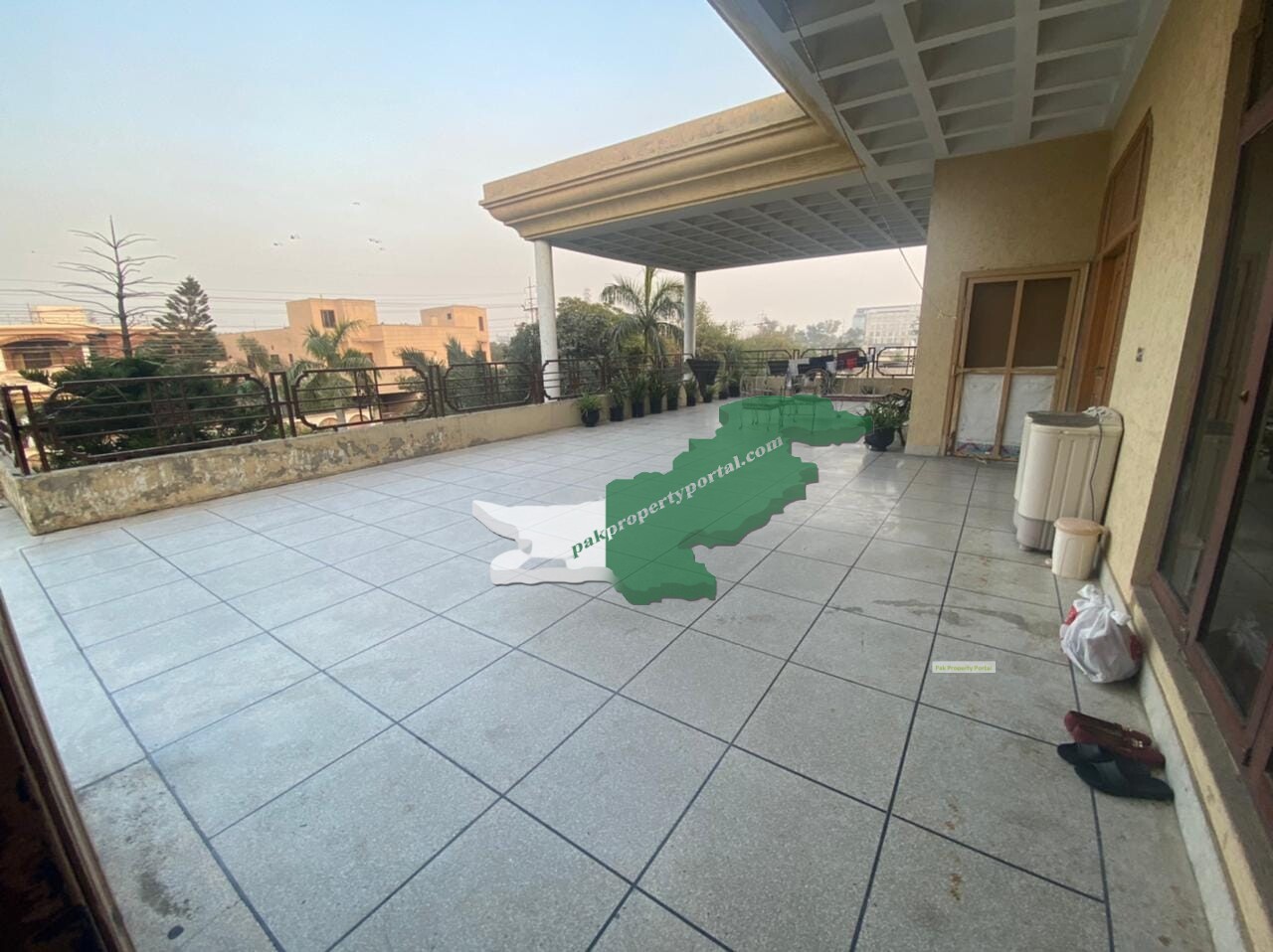 2 KANAL HOUSE FOR SALE IN WAPDA TOWN PHASE ONE lahore