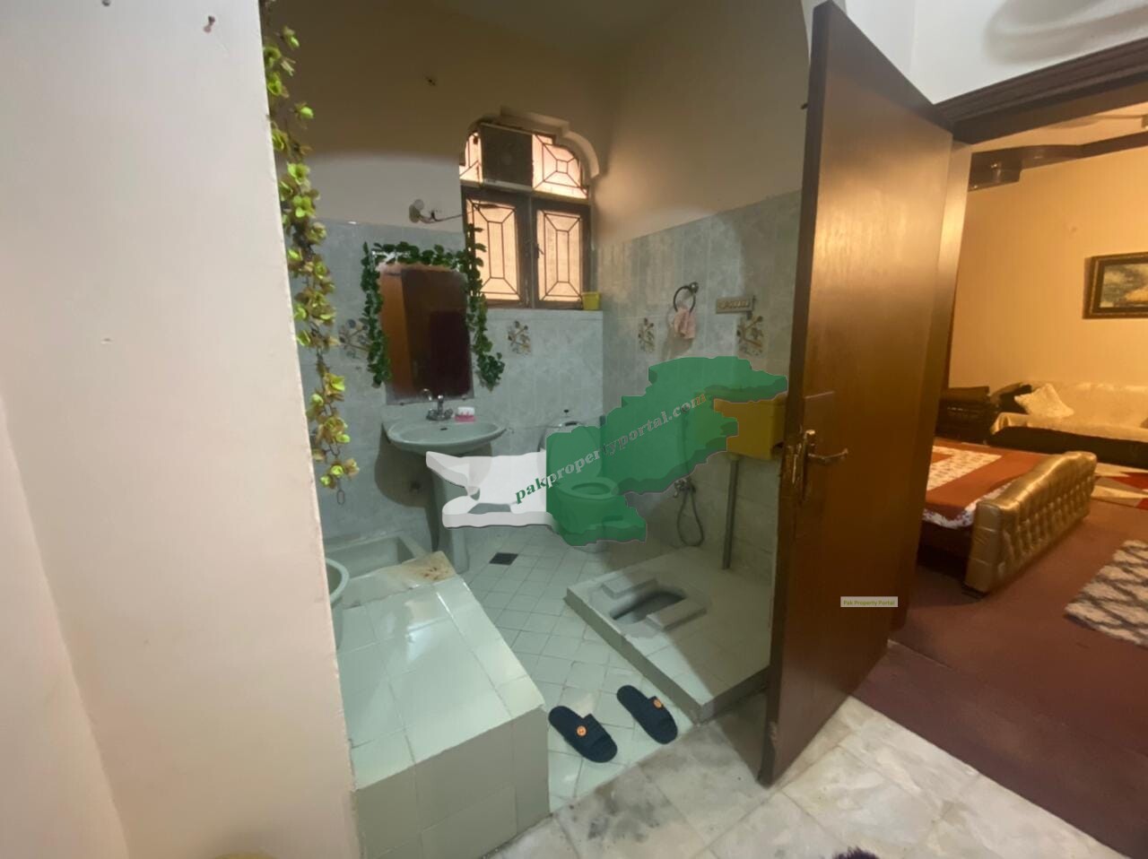 2 KANAL HOUSE FOR SALE IN WAPDA TOWN PHASE ONE lahore