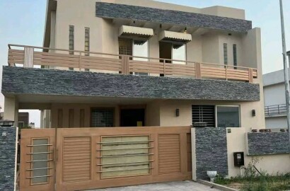 10 Marla house for sale proper double unit with basement in Bahria town phase 8 Islamabad