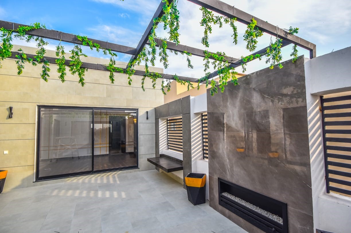 1 Kanal Beautifully Design Bungalow in DHA Lahore