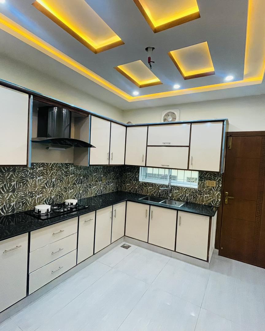 10-Marla Brand New Double Story Modern Design House For Sale In G-Block in Central Park Ferozepur Road Lahore