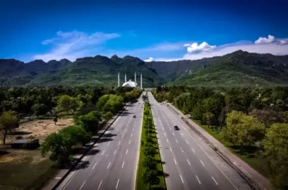 Lahore Motorway: Connecting Cities and Enhancing Travel Experience