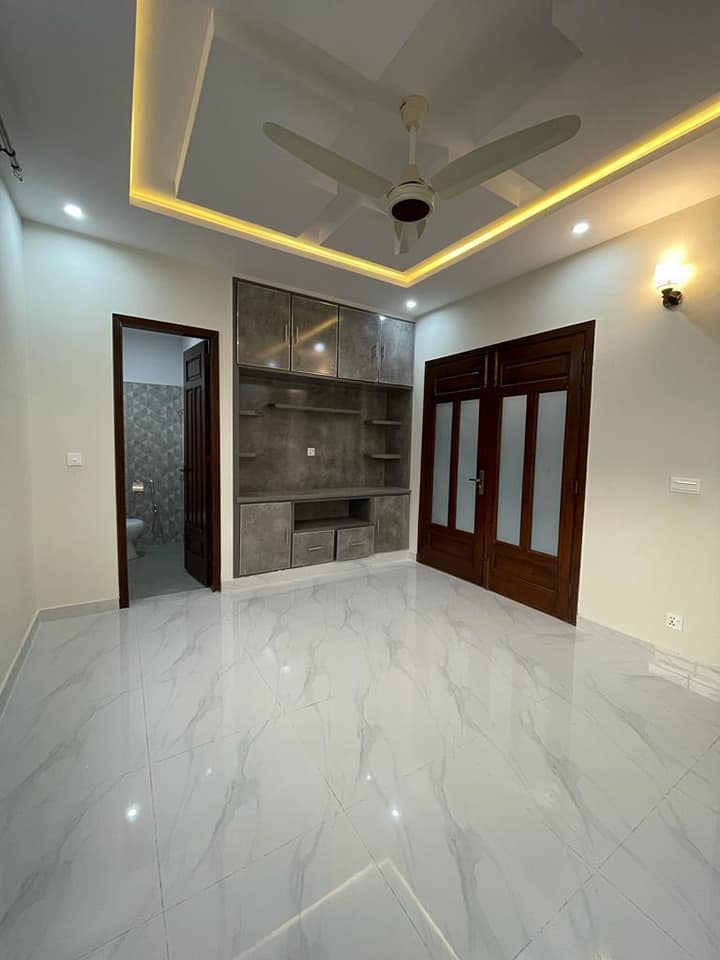 4 Marla house for sale in G-13 Islamabad