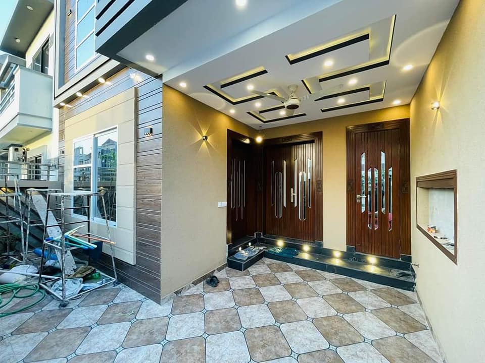 05 Marla Brand new house is available for sale in Block DD Phase 1 Citi Housing Gujranwala