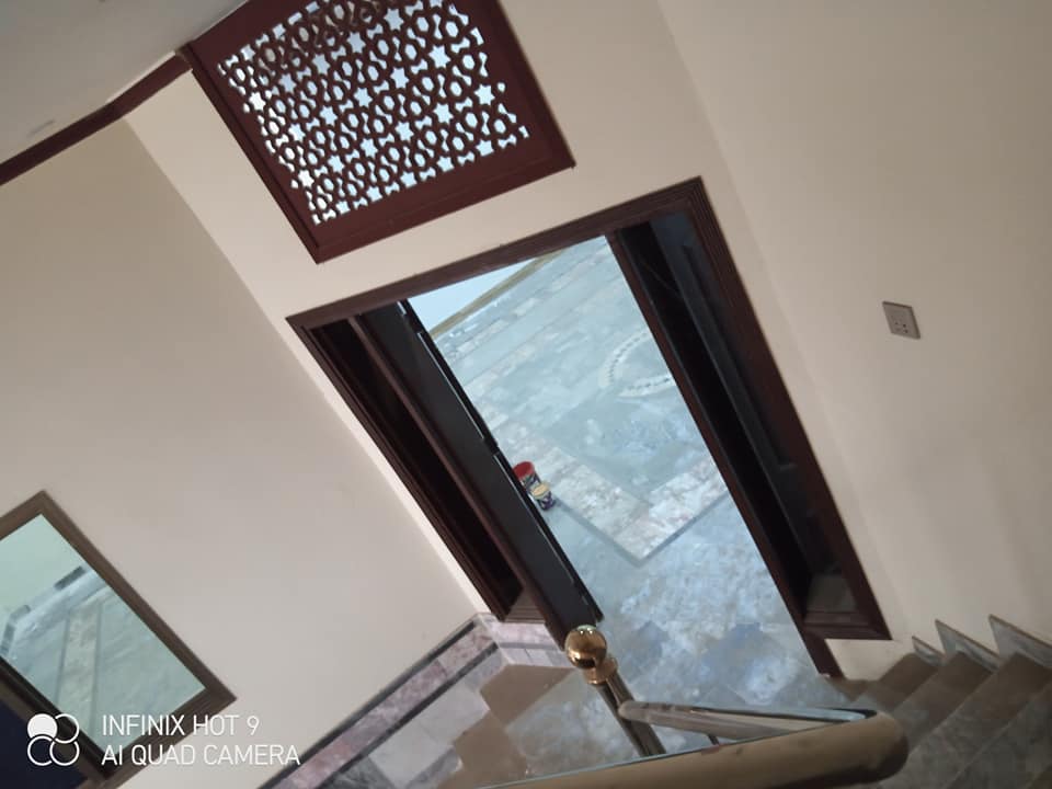 6 marla corner house for sale, phool town mangat road hafizabad