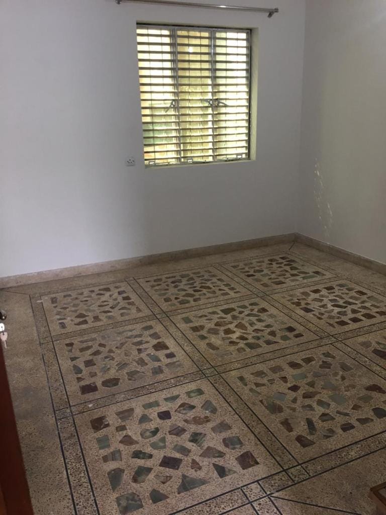 10 Marla Upper Portion is available for Rent in Faisal Town Lahore