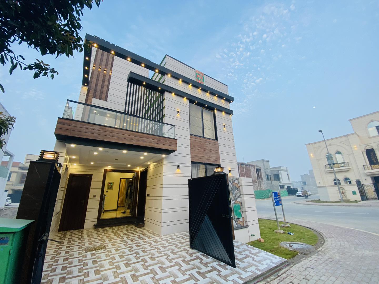 5 Marla Brand New Corner House For Sale In Sector E Bahria Town Lahore