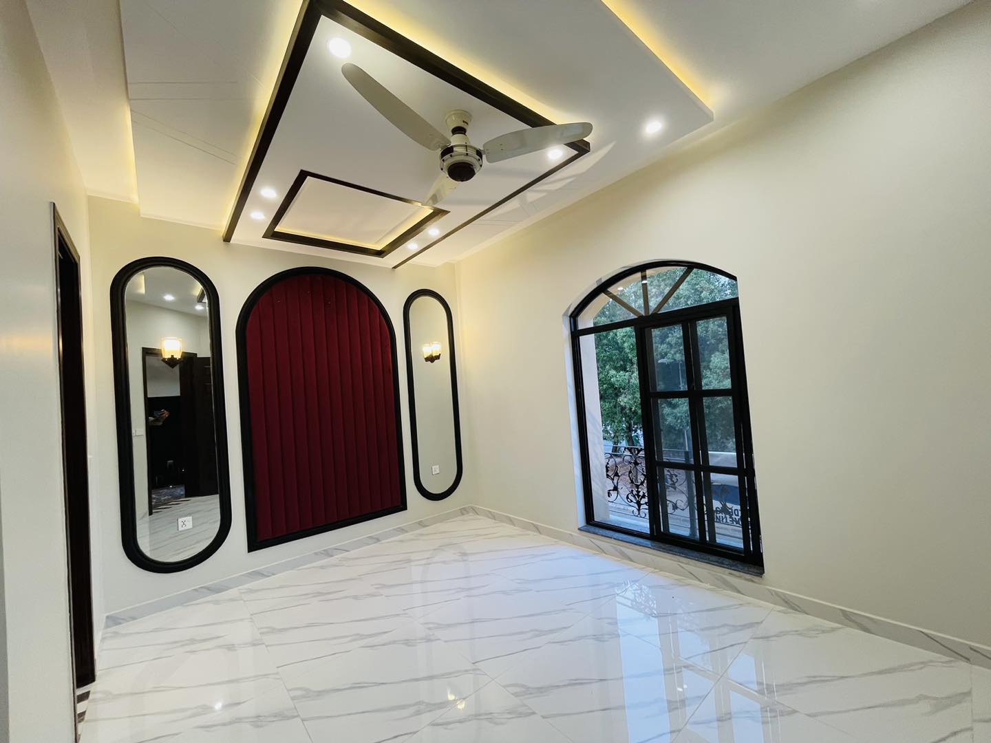 10 Marla Spanish house for sale in Sector C Bahria Town Lahore