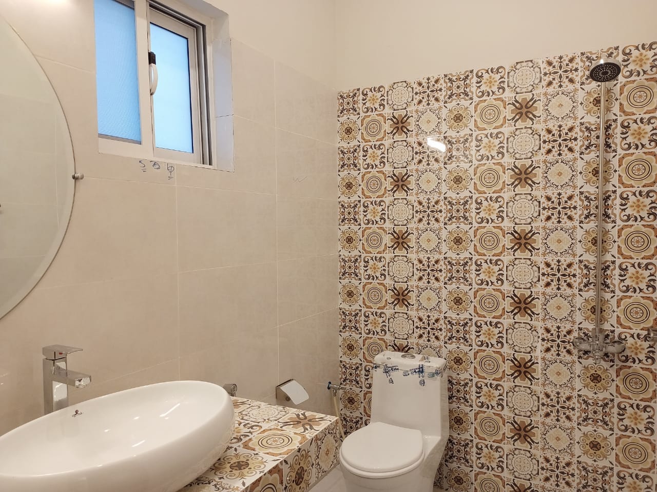 15 Marla house For Sale in dha 2 Islamabad