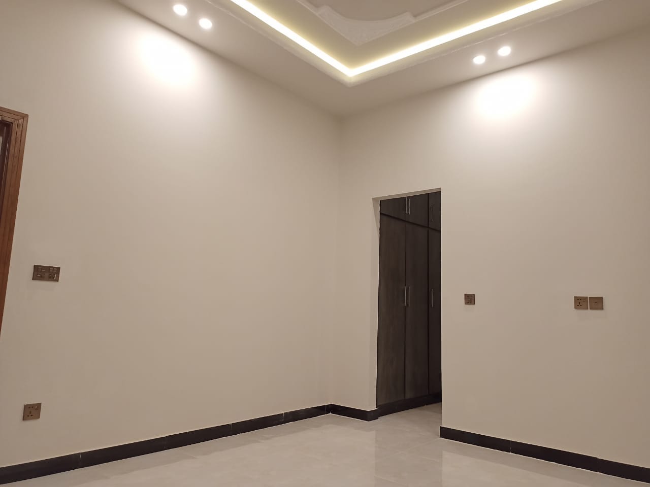 15 Marla house For Sale in dha 2 Islamabad