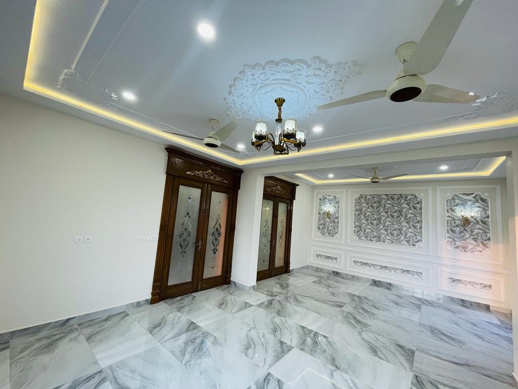 20 Marla brand new house for sale in royal orchard Multan